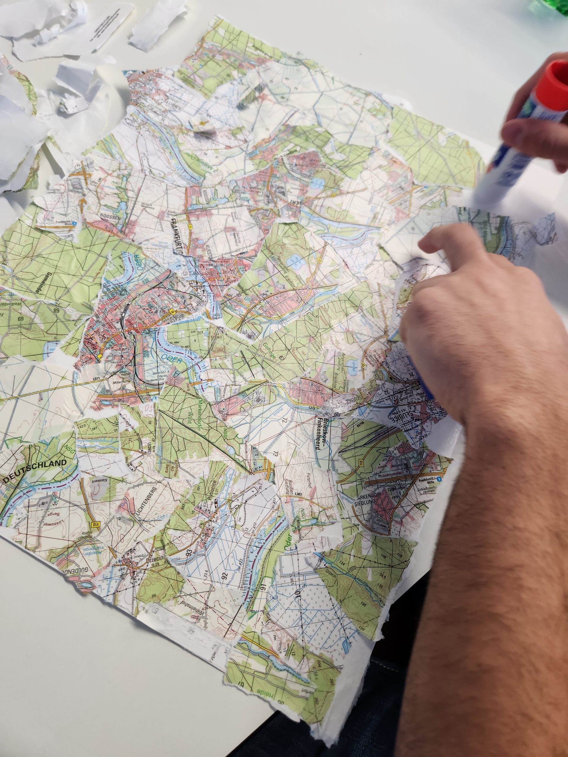 Projekttag Nr. 2: Künstlerisch-historisches Projekt zum Thema “Enteignung”/”Arisierung” mit dem Politik Profil